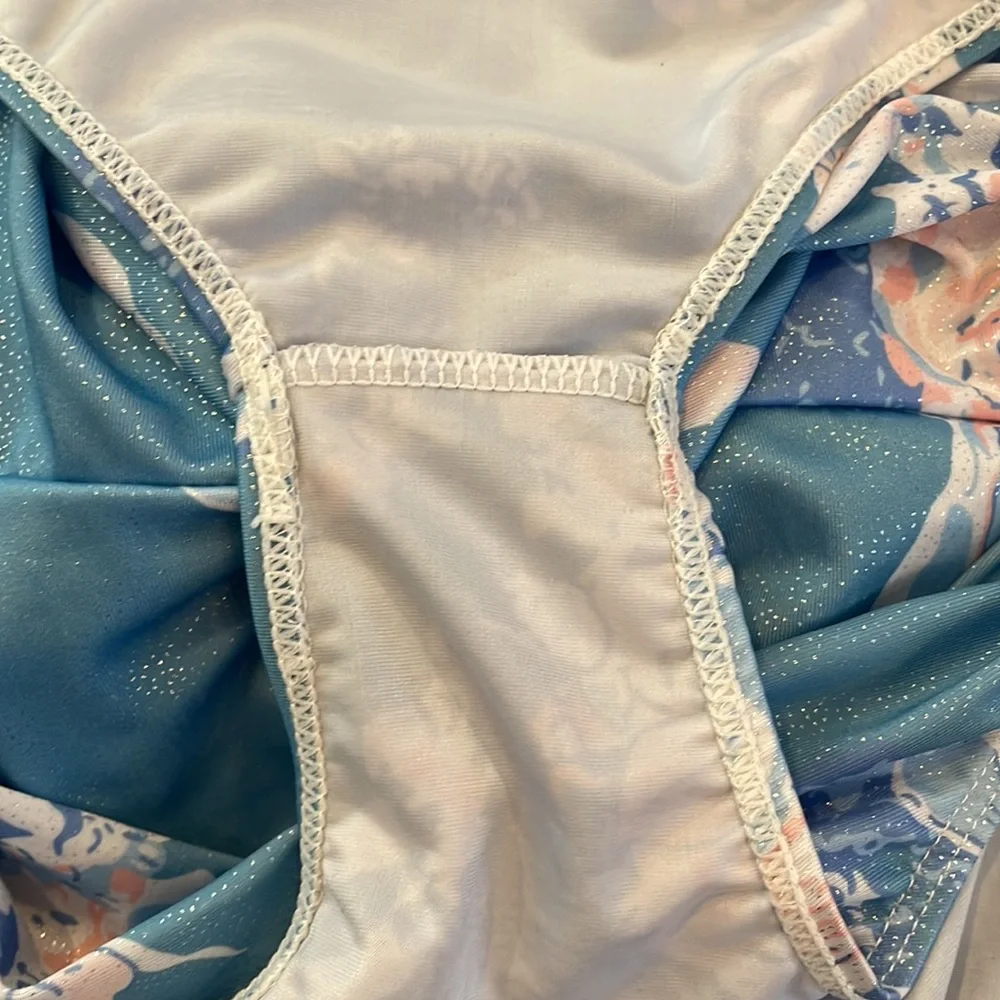 Girls Long-Sleeve Shabby Chic Blue Gymnastics Leotard Dance Leotard - Size 150